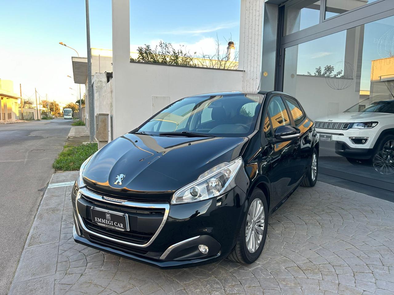 Peugeot 208 1.6 HDI 55Kw ALLURE Km67.000-12/2017