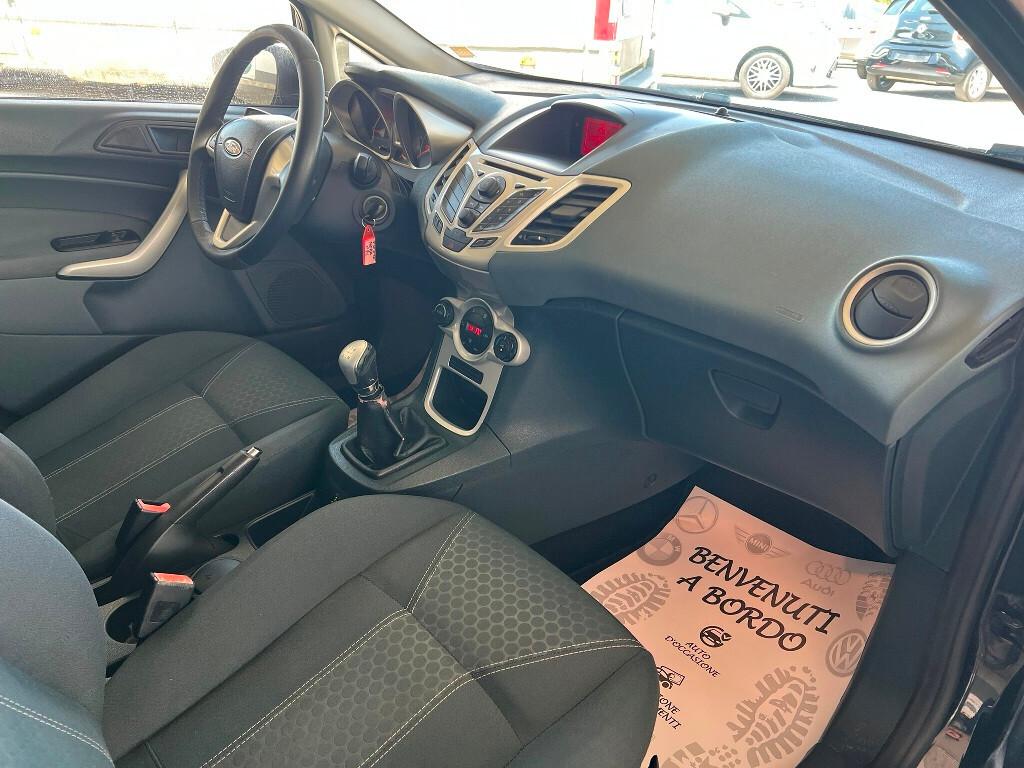 Ford Fiesta Titanium 1.4 97 CV GPL della Casa