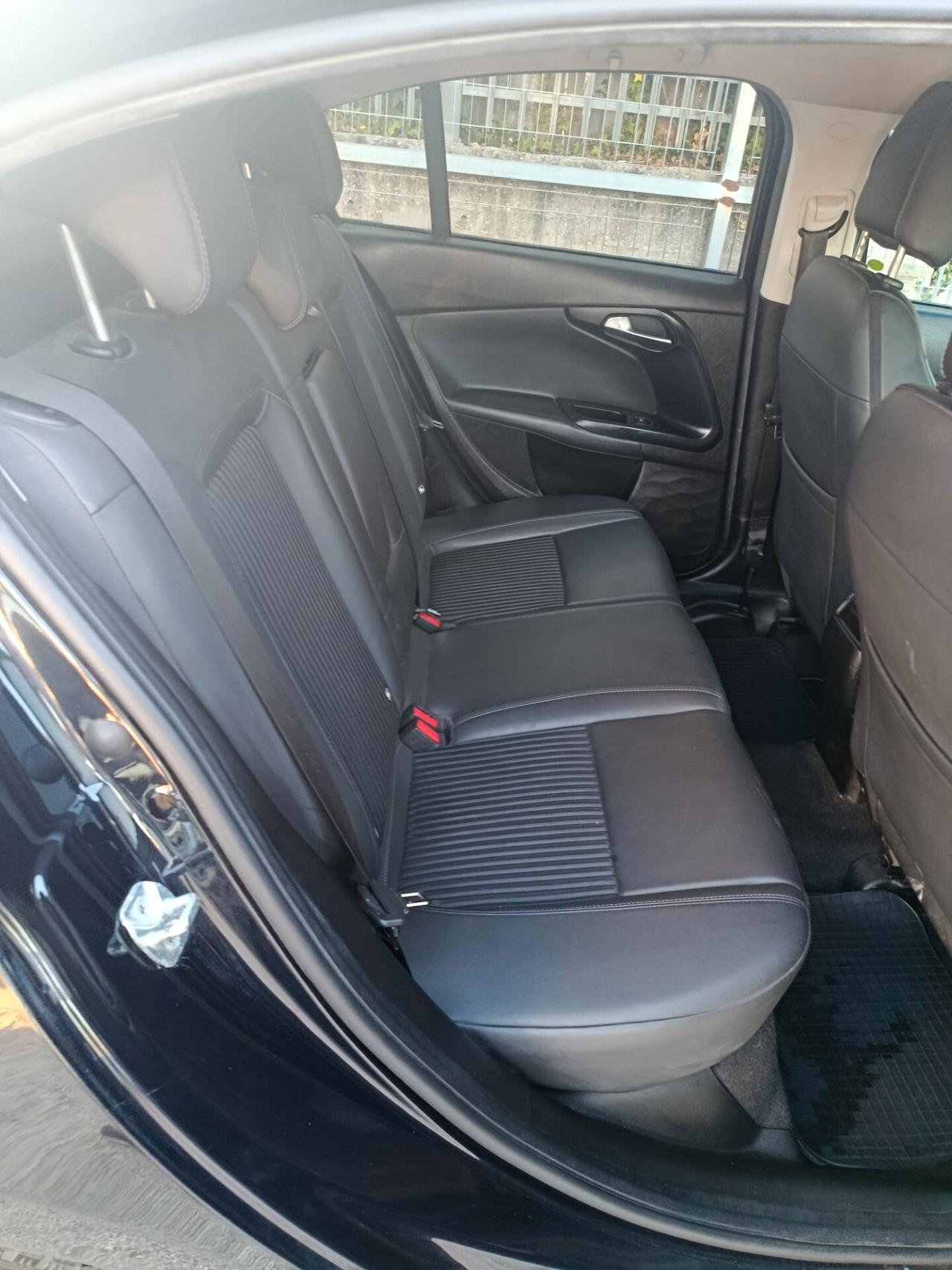 Fiat Tipo 1.6 Mjt S&S 5 porte S-Design