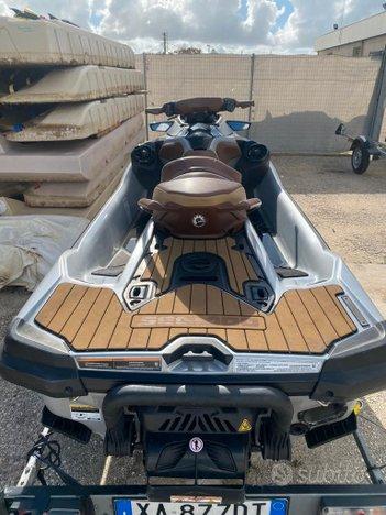 MOTO ACQUA Sea doo rxt2018