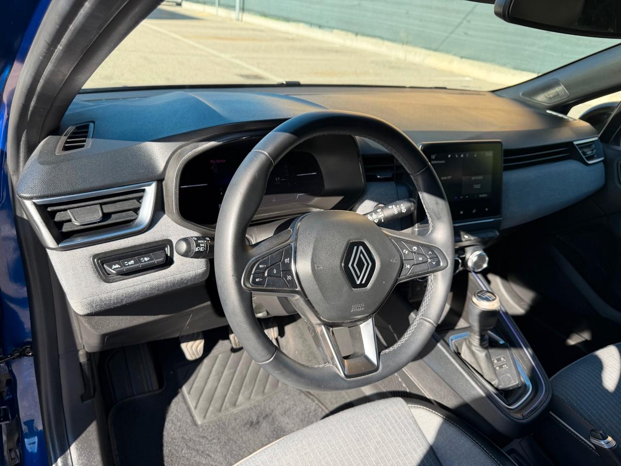 Renault Clio V 1.0 tce - NEOP. - NAV. - 12 MESI DI GARANZIA -