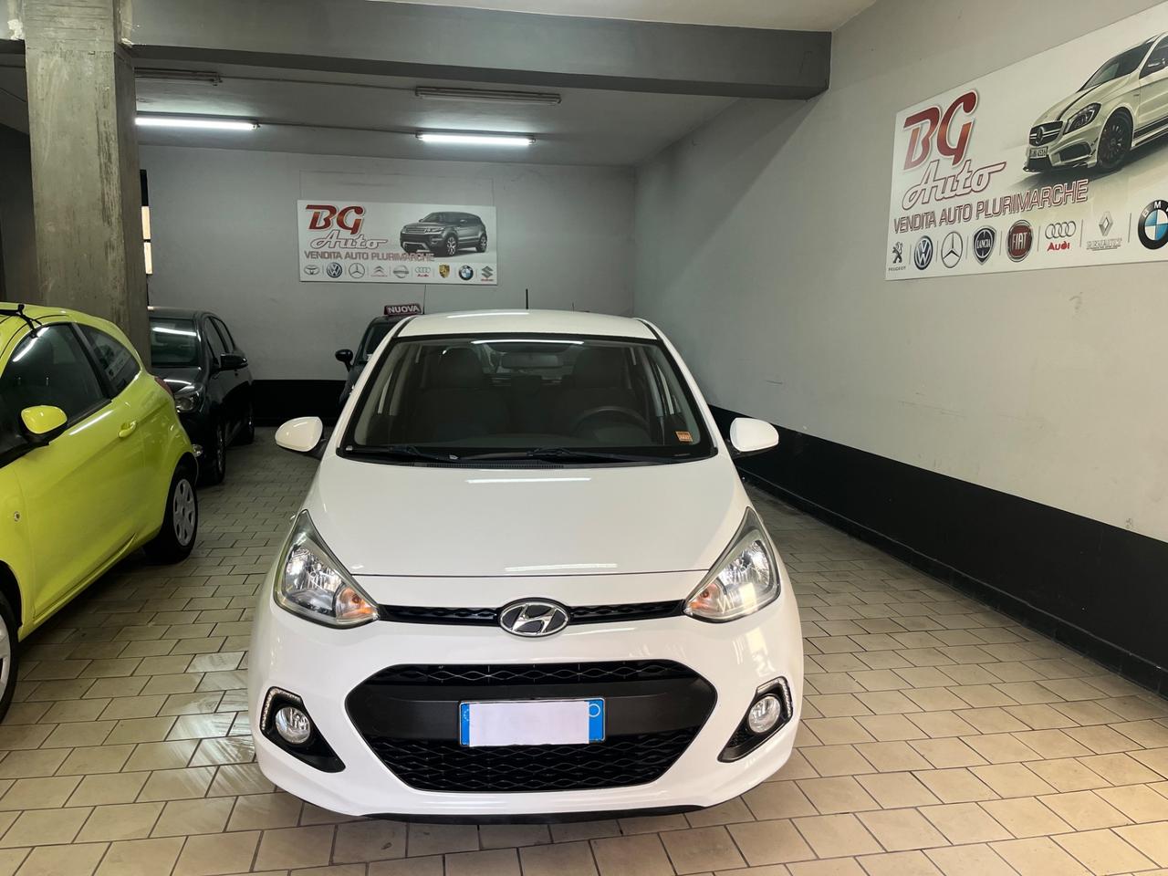 Hyundai i10 1.0 full optional