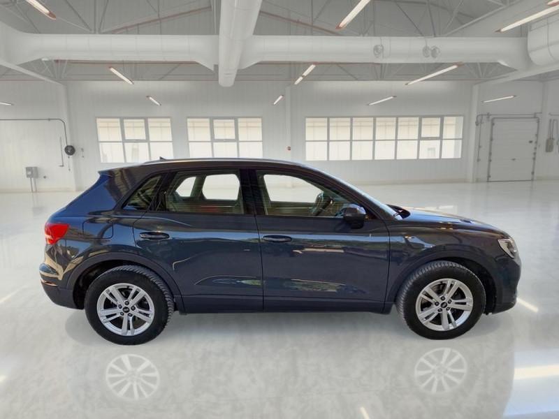 AUDI Q3 35 TDI S tronic Business