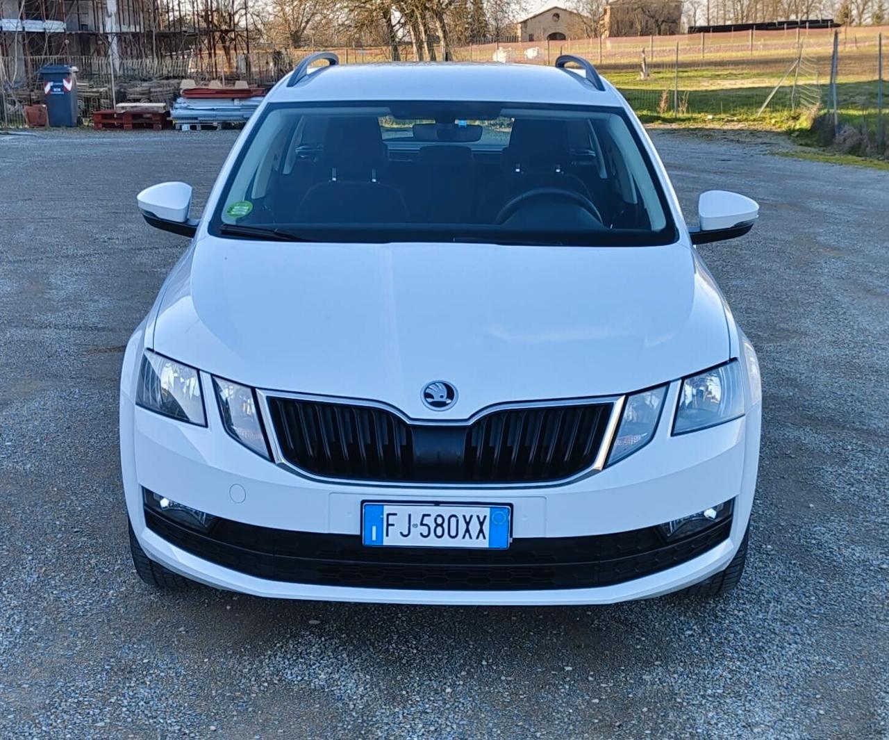 SKODA OCTAVIA 1.0 BENZINA,ANNO 2017