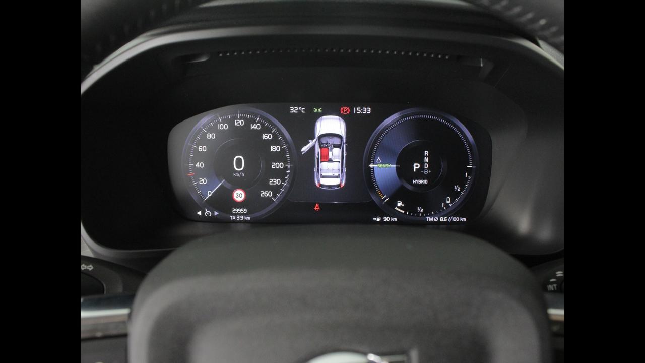 VOLVO XC40 - XC40 1.5 t5 phev Inscription Expression auto my21