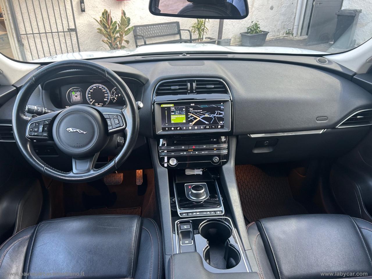 JAGUAR F-Pace 2.0 D 180 CV AWD aut. Portfolio