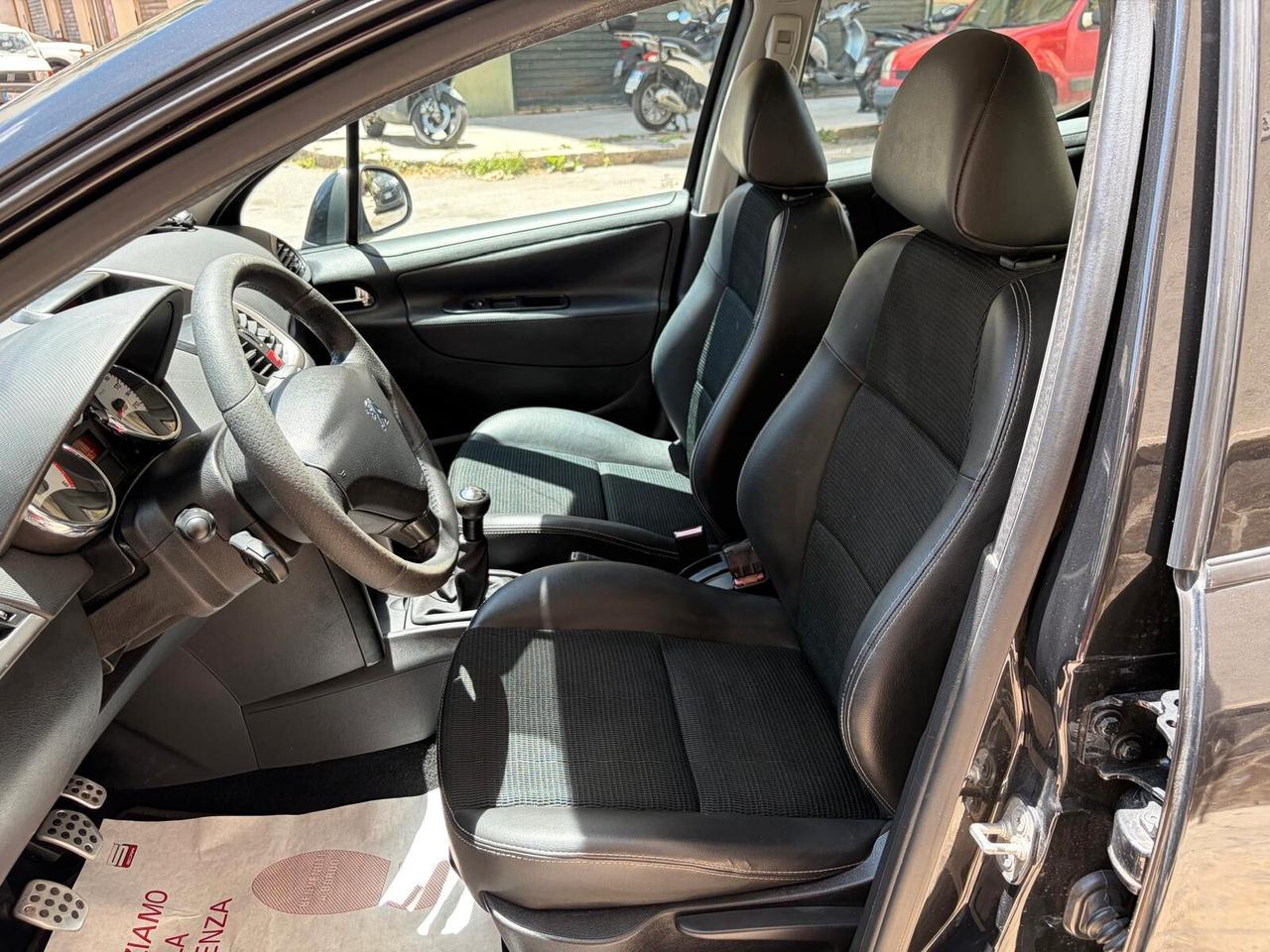 Peugeot 207 1.6 HDI 90CV 12 MESI DI GARANZIA