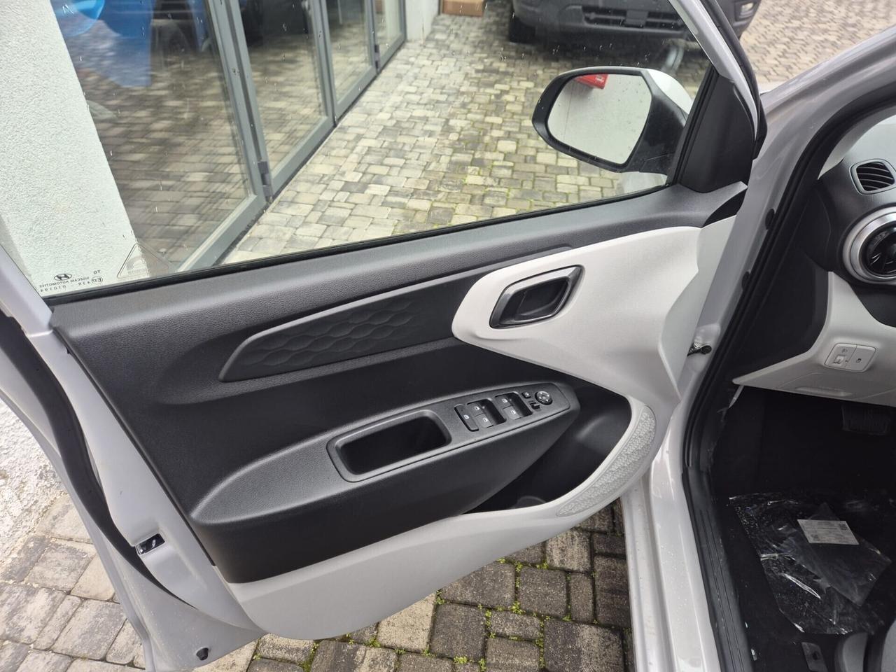 Hyundai i10 1.0 MPI AT Prime - CAMBIO AUTOMATICO