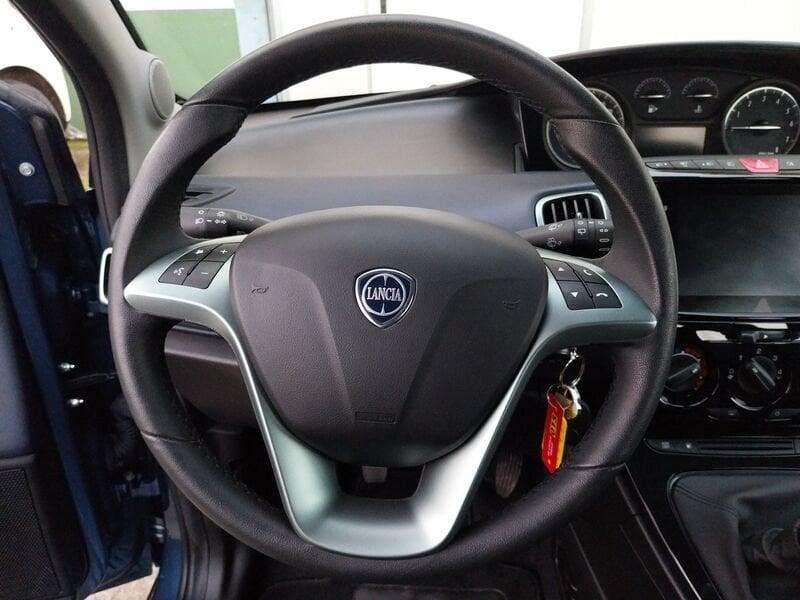 Lancia Ypsilon Ypsilon 1.2 Silver Gpl 69cv