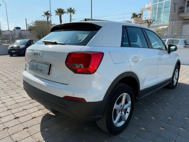 Audi Q2 30 TDI Business Design 2019