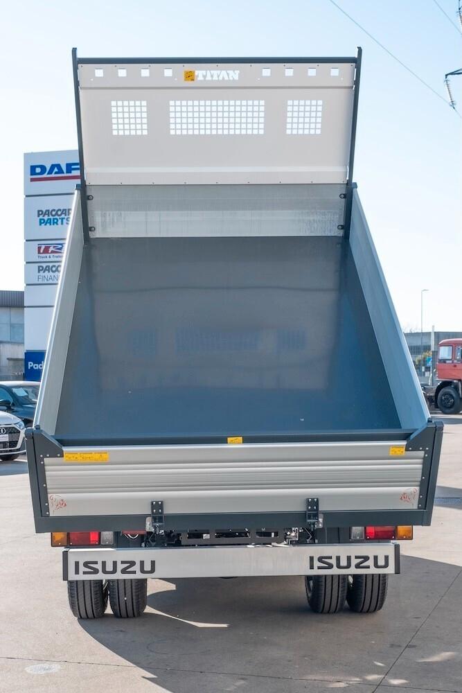 ISUZU M21 TT passo E A/C – Rib. 3 Lati TITAN