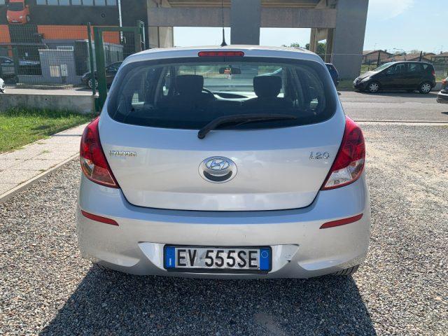 HYUNDAI i20 1.2 5p. Econext Sound Edition