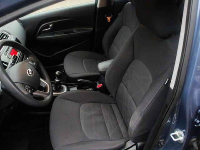 KIA Rio 1.2 CVVT 5p. Cool - NEOPATENTATI