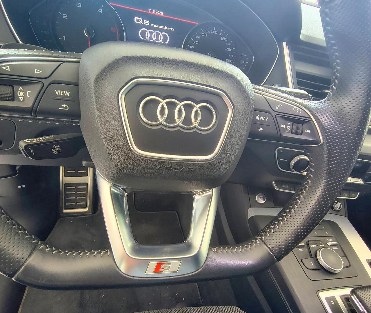 Audi Q5 40 TDI quattro S line plus