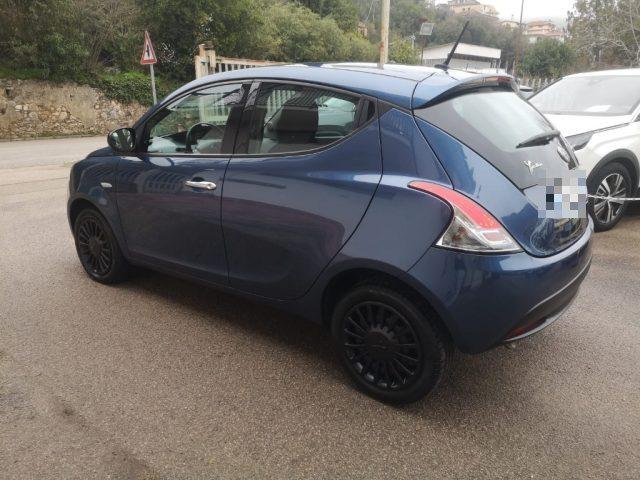 LANCIA Ypsilon 1.0 FireFly 5 porte S&S Hybrid Silver