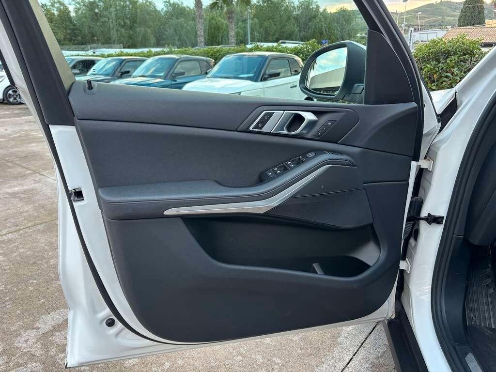 Bmw X5 xDrive25d Business 2021 / solo 70.000 KM IVA ESPOSTA Tua a soli 399 Euro al mese