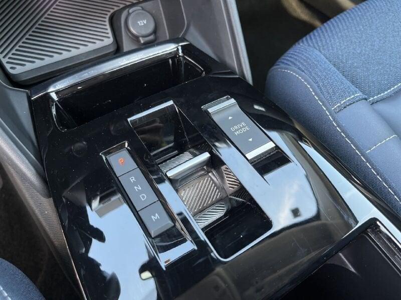 Citroën C4 III 2021 1.2 puretech Shine s&s 130cv eat8