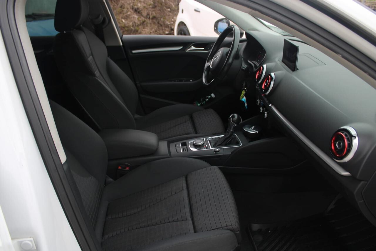 Audi A3 SPB 1.6 TDI clean diesel S tronic Ambition