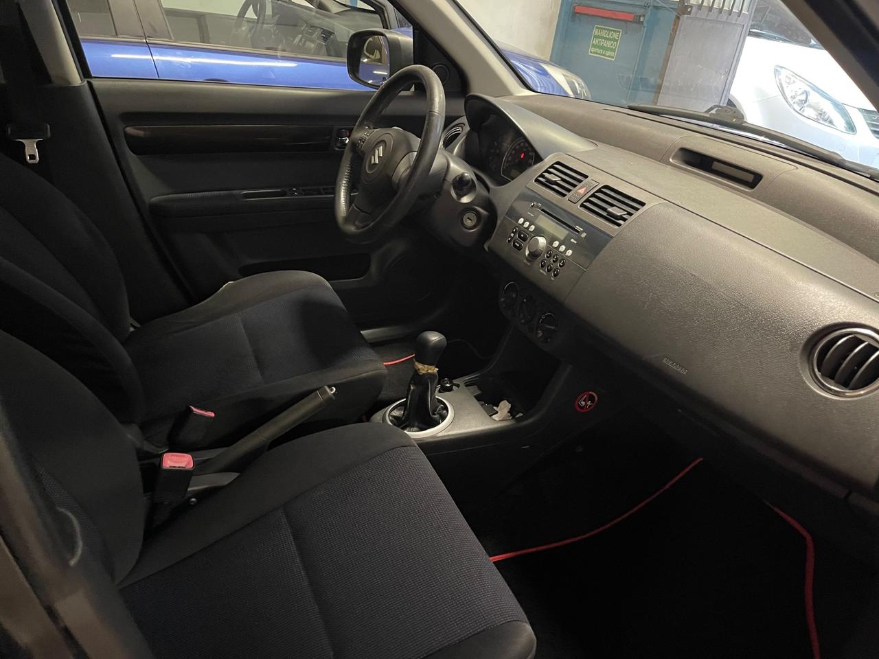 Suzuki Swift 1.3 4x4 5p. GL