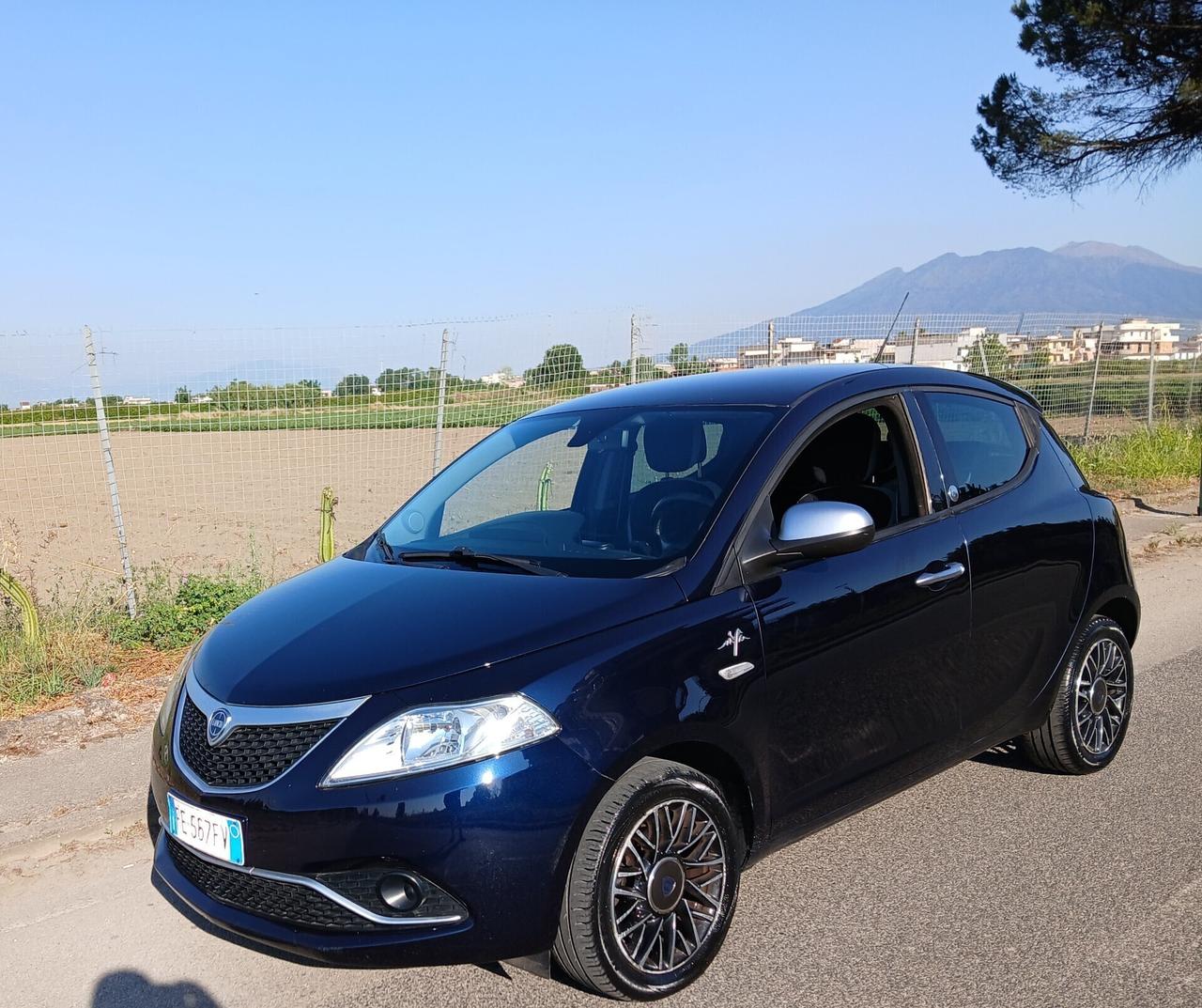 Lancia Ypsilon 1.2 69 CV 5 porte GPL Ecochic Mya