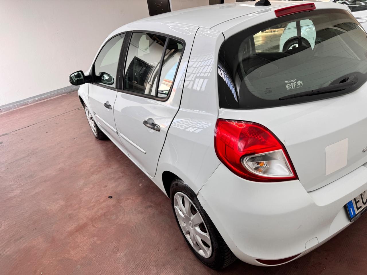 Renault Clio 1.2 16V 5 porte GPL Dynamique