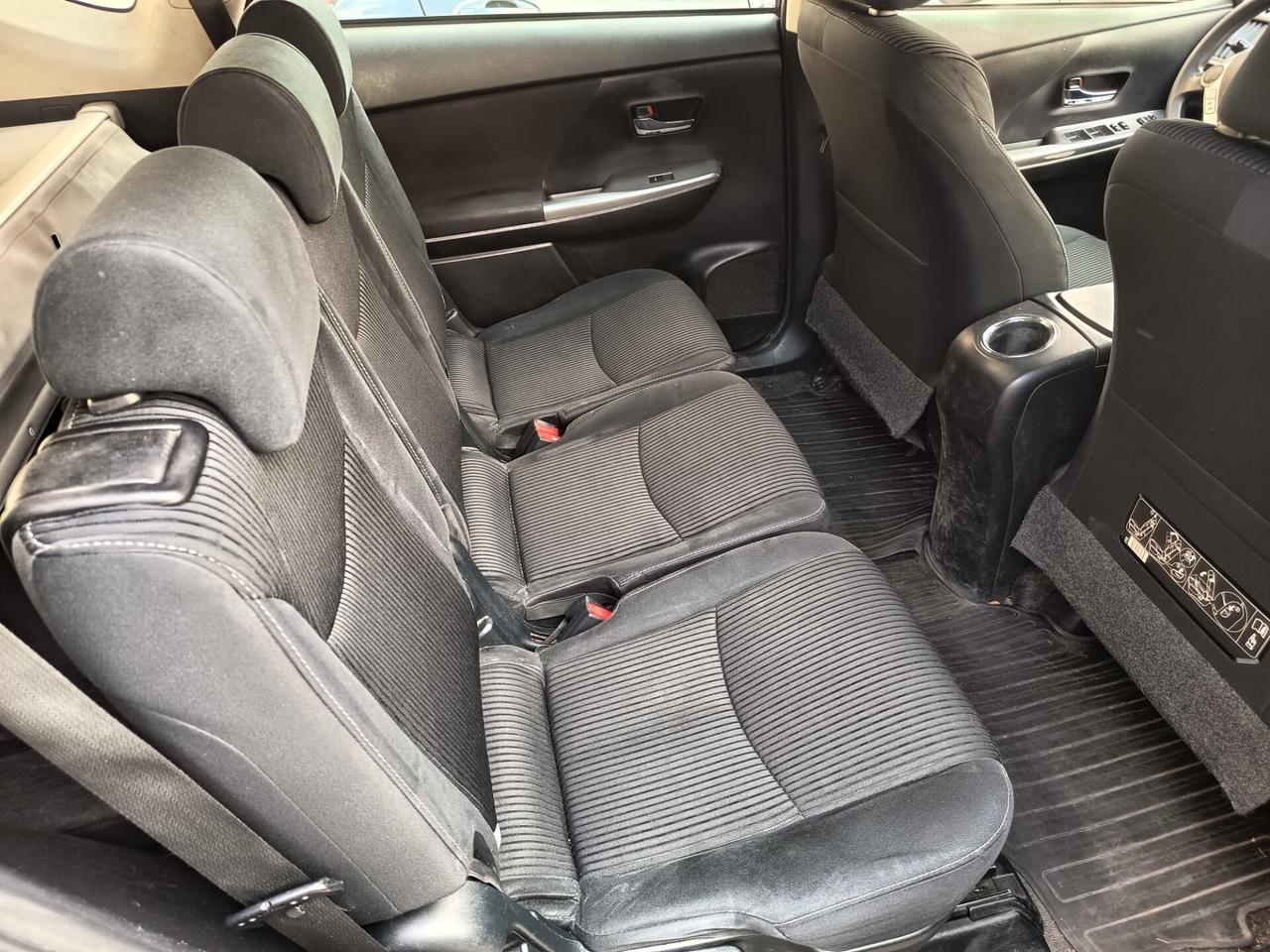 Toyota Prius Prius+ 1.8