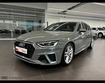 AUDI A4 Avant 40 TDI quattro S tronic S line edition