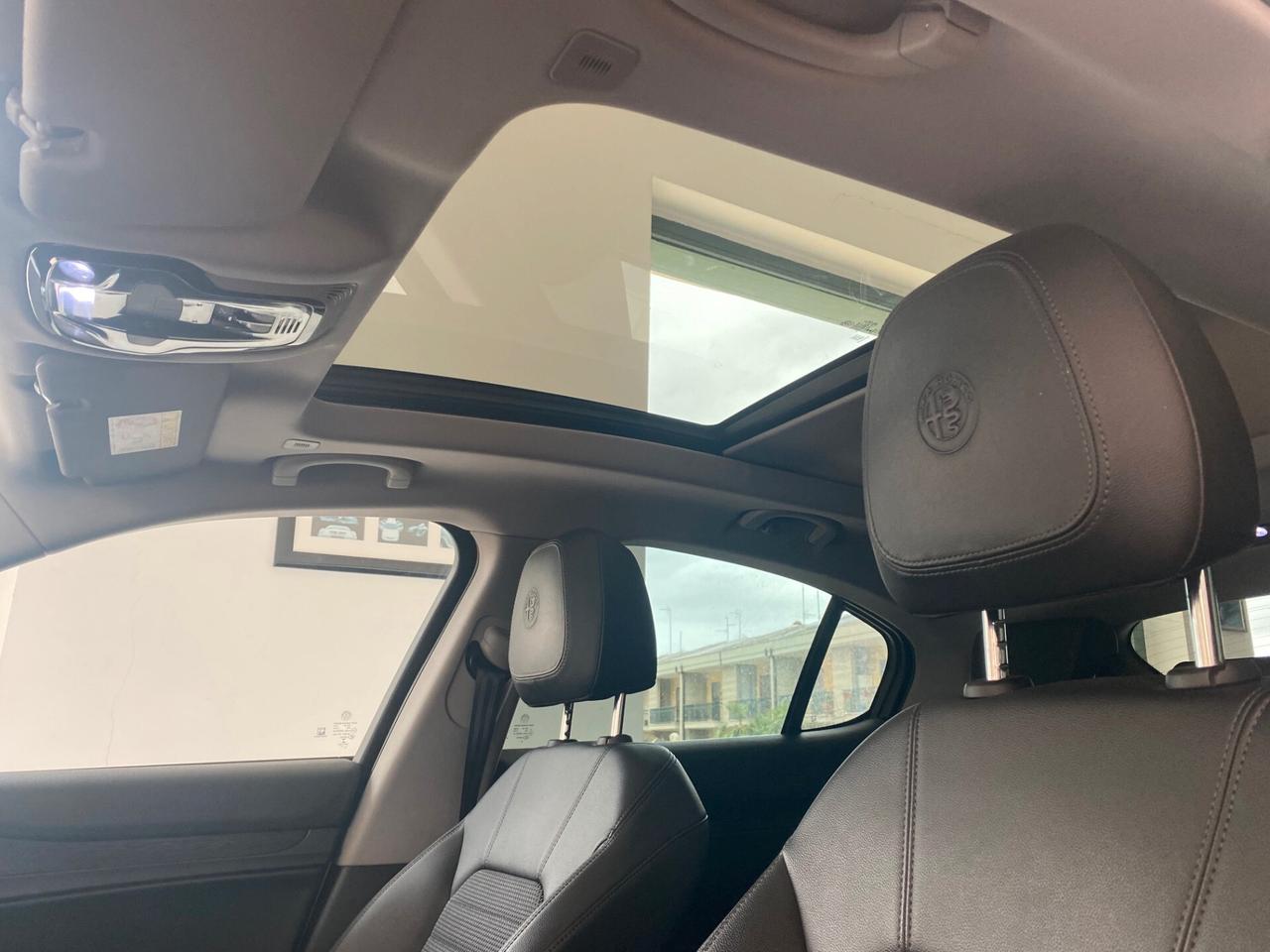 Alfa Romeo Stelvio 2.2 Turbodiesel 190 CV AT8 Q4 Executive