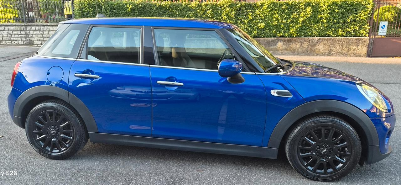 Mini 1.5 One Baker Street