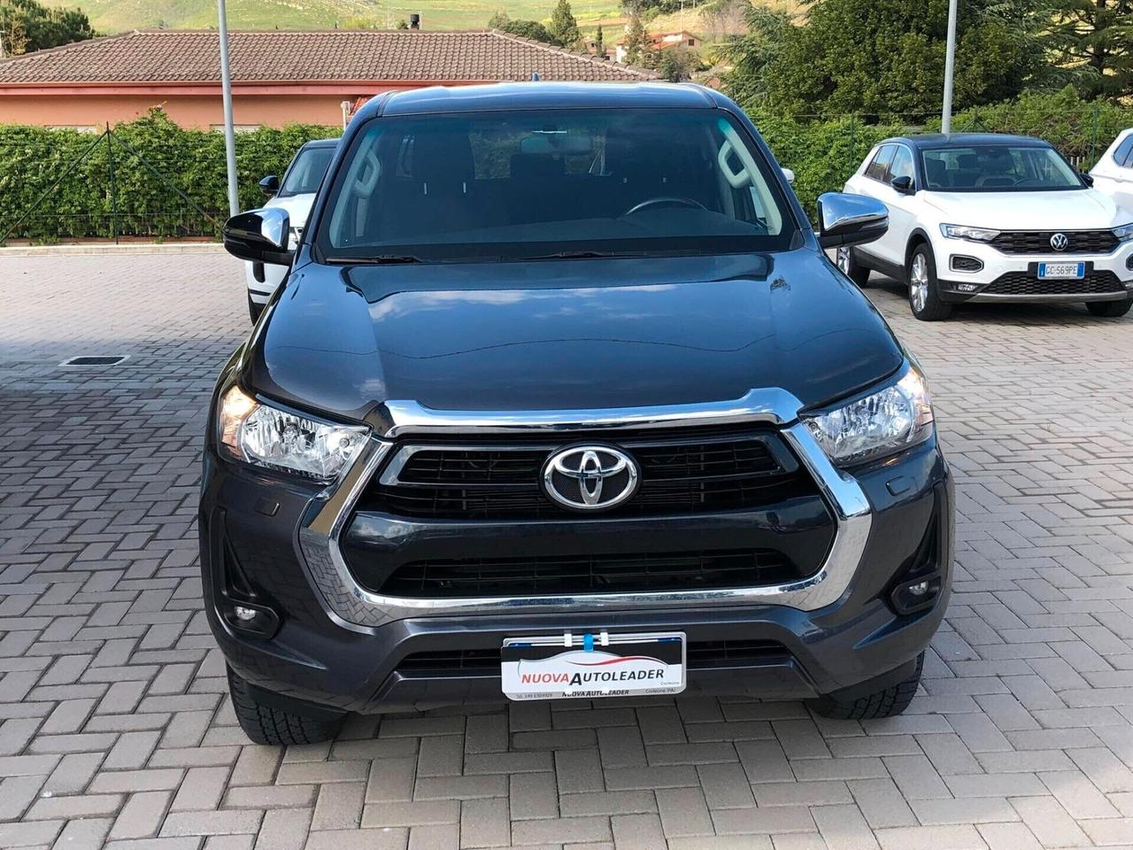 Toyota Hilux 2.4 D-4 4WD Lounge 2022