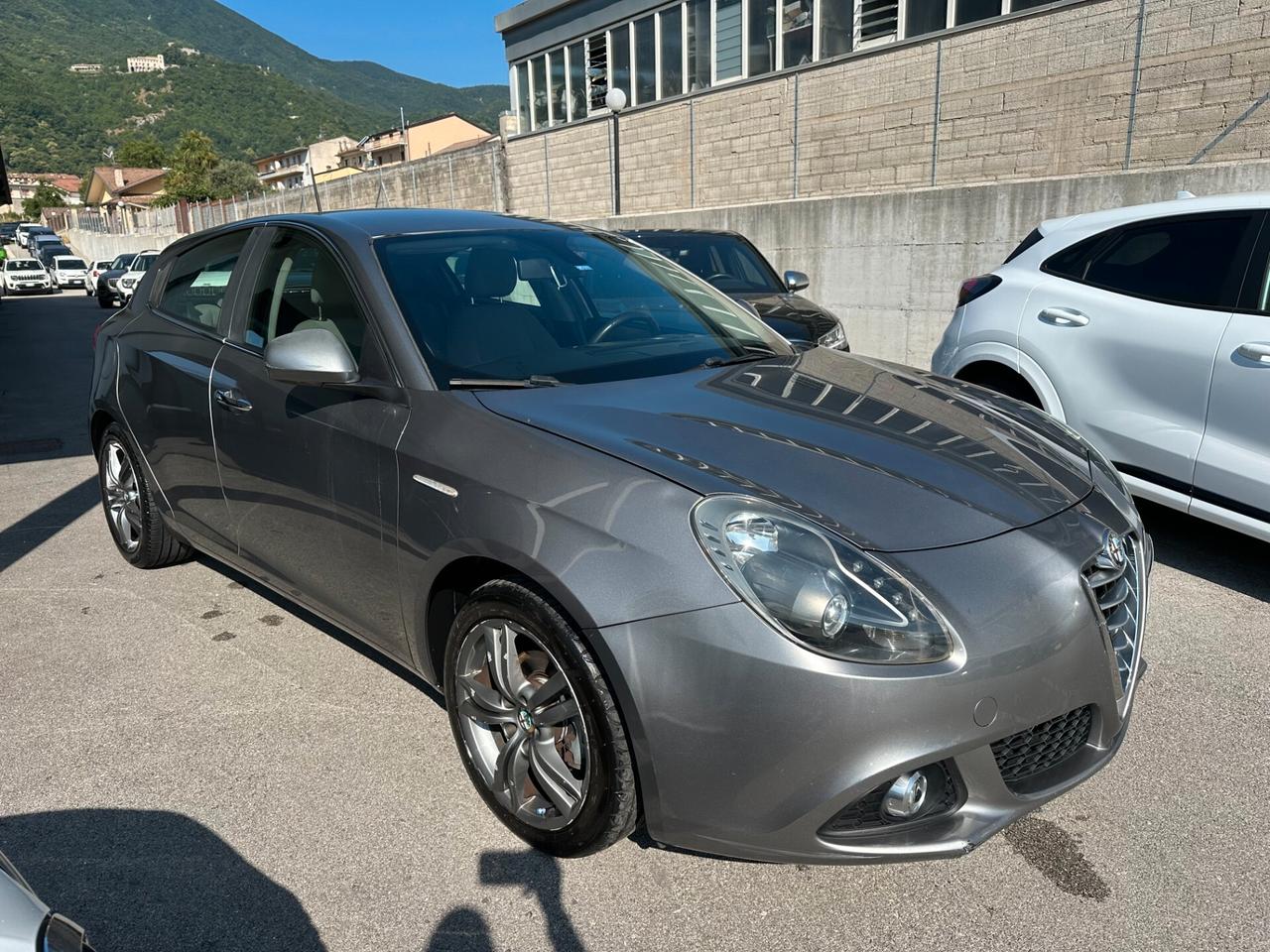 Alfa Romeo Giulietta 1.6 JTDm-2 105 CV Distinctive