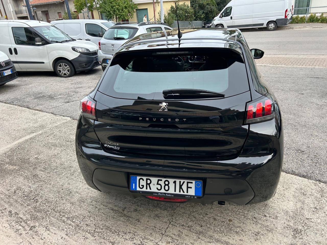 Peugeot 208 1.2 75 CV ( 30.000 KM) PARI AL NUOVO!!!