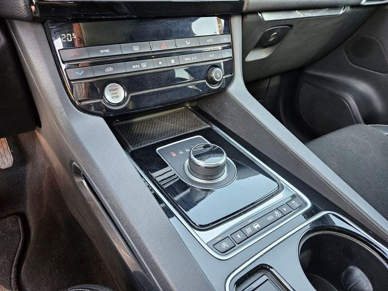 Jaguar F-Pace 2.0d 180cv AWD Autom. R-Sport