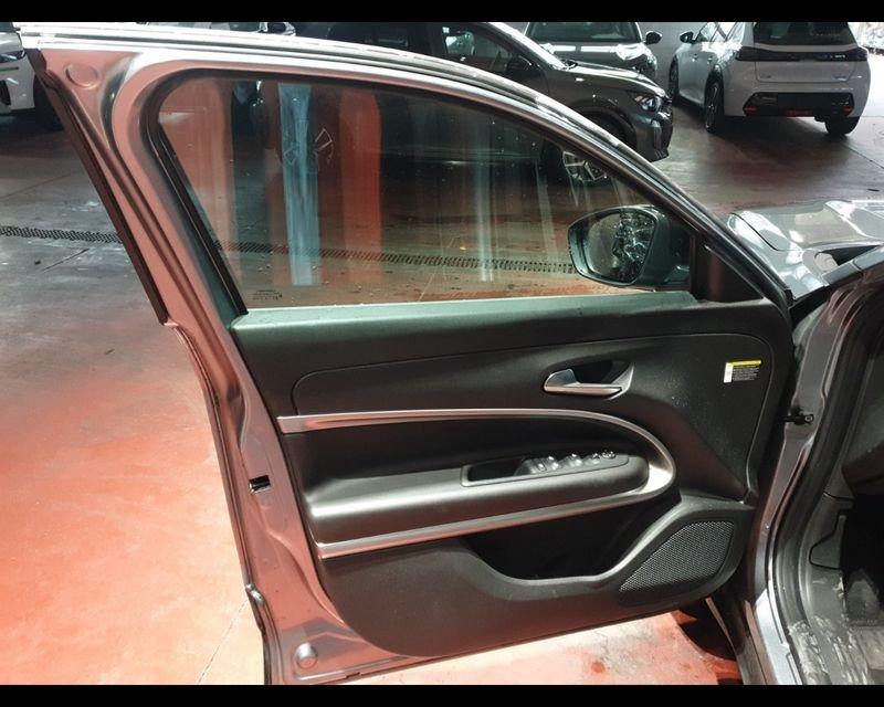 Jeep Avenger 1.2 Turbo 100 CV Altitude