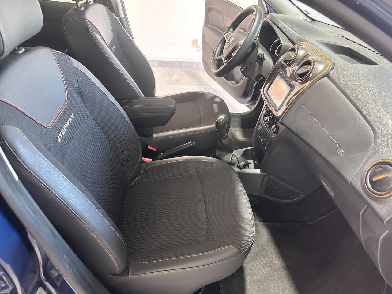 Dacia Sandero 1.5 dCi 90CV FULL- CAMERA - NAVI - U