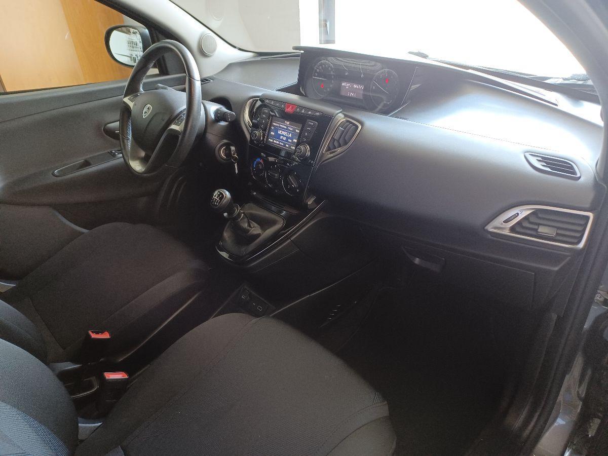 LANCIA - Ypsilon - 1.0 FireFly 5p. S&S Hybrid Gold