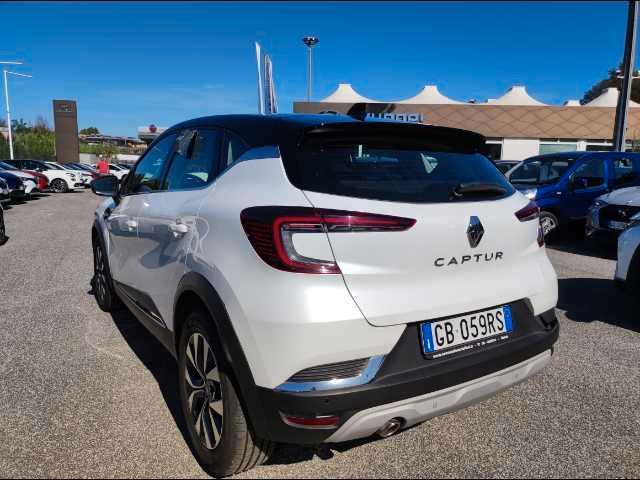 RENAULT Captur II 2019 - Captur 1.3 tce Intens 130cv edc fap