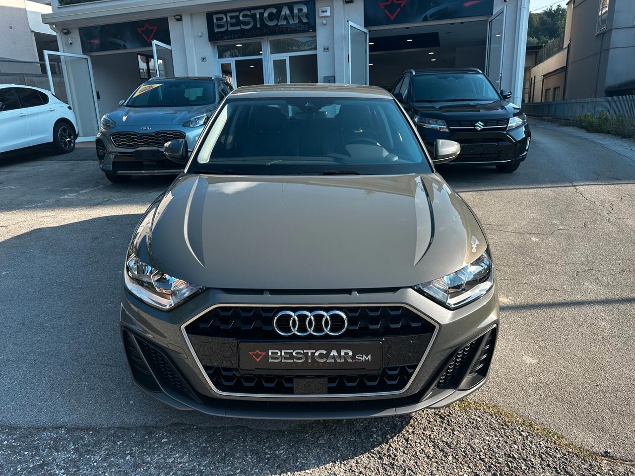 Audi A1 SPORTBACK 25 TFSI S line / PELLE