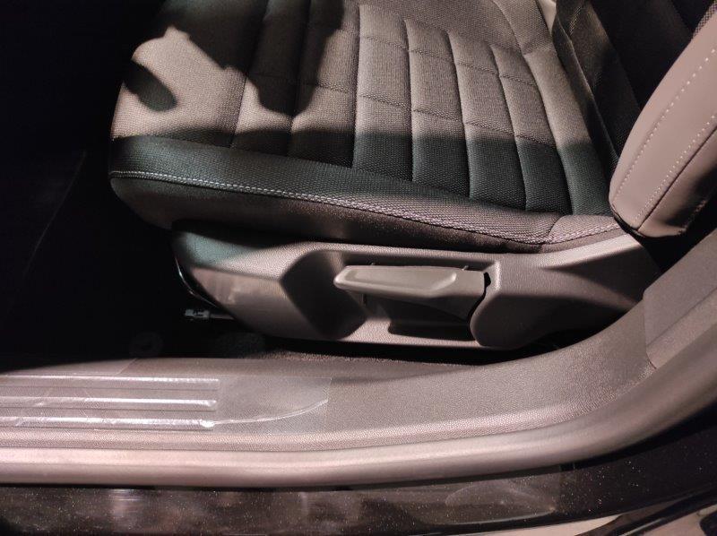 CITROEN C4 3ª serie - C4 Hybrid 145 e-DCS6 Collection