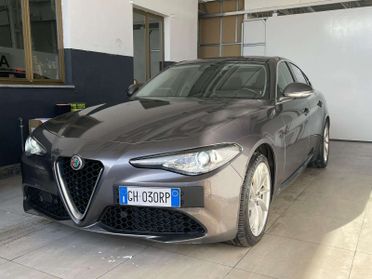 Alfa Romeo Giulia 2.2 t Q4 190cv awd auto tetto panoramico