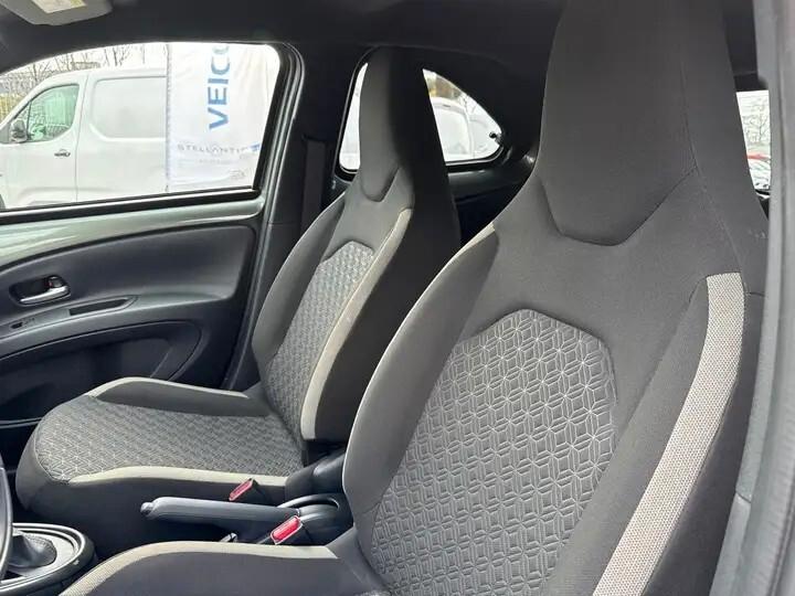 Toyota Aygo X 1.0 VVT-i 72 CV 5 porte Trend Air