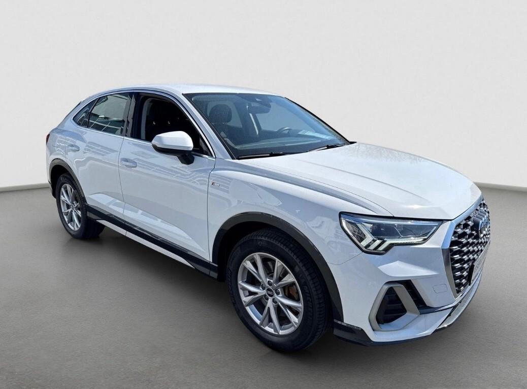 Audi Q3 Sportback 45 TFSIe Hybrid S-Line