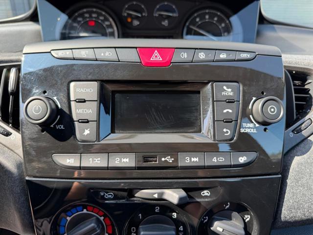 LANCIA Ypsilon 1.0 HYBRID SILVER MANUALE OK NEOPATENTATO