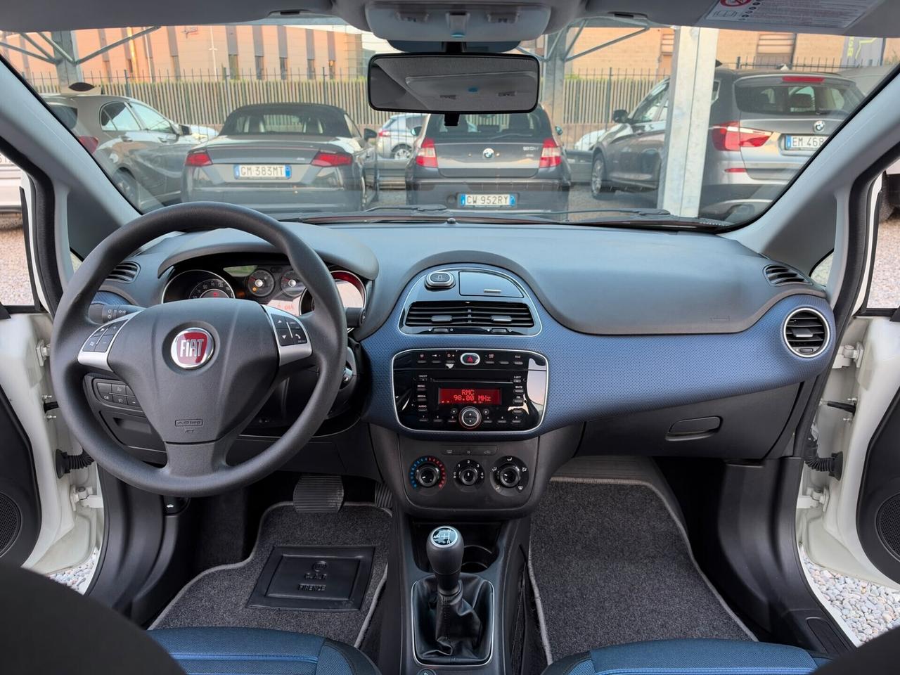 Fiat Punto Evo 1.4 5 porte Dynamic AUTOMATICA OK NEOPATENTATI