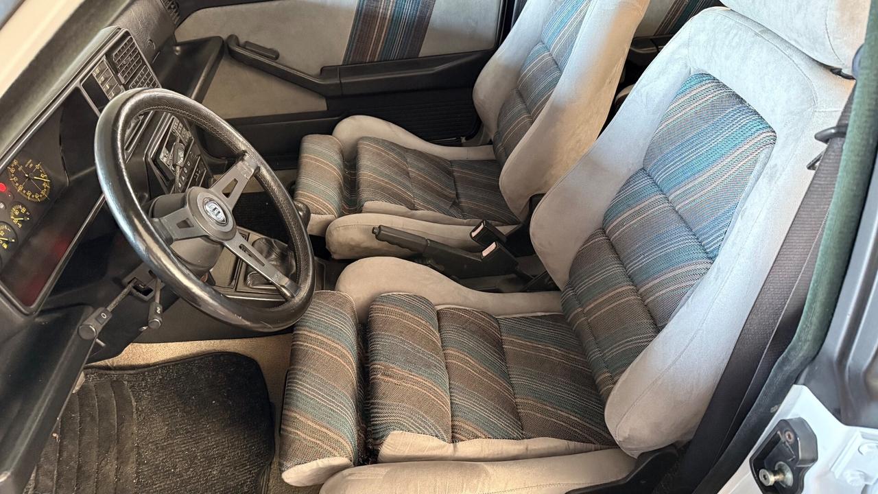 Lancia Delta S4 2.0 i.e. turbo 16V cat 5 porte HF