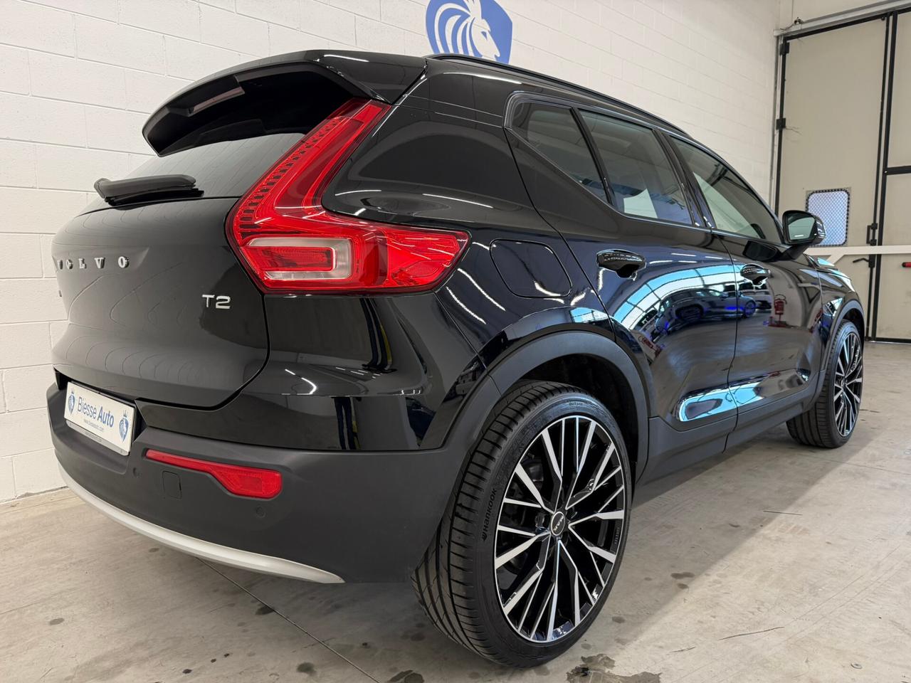 Volvo XC40 T2 automatico Essential