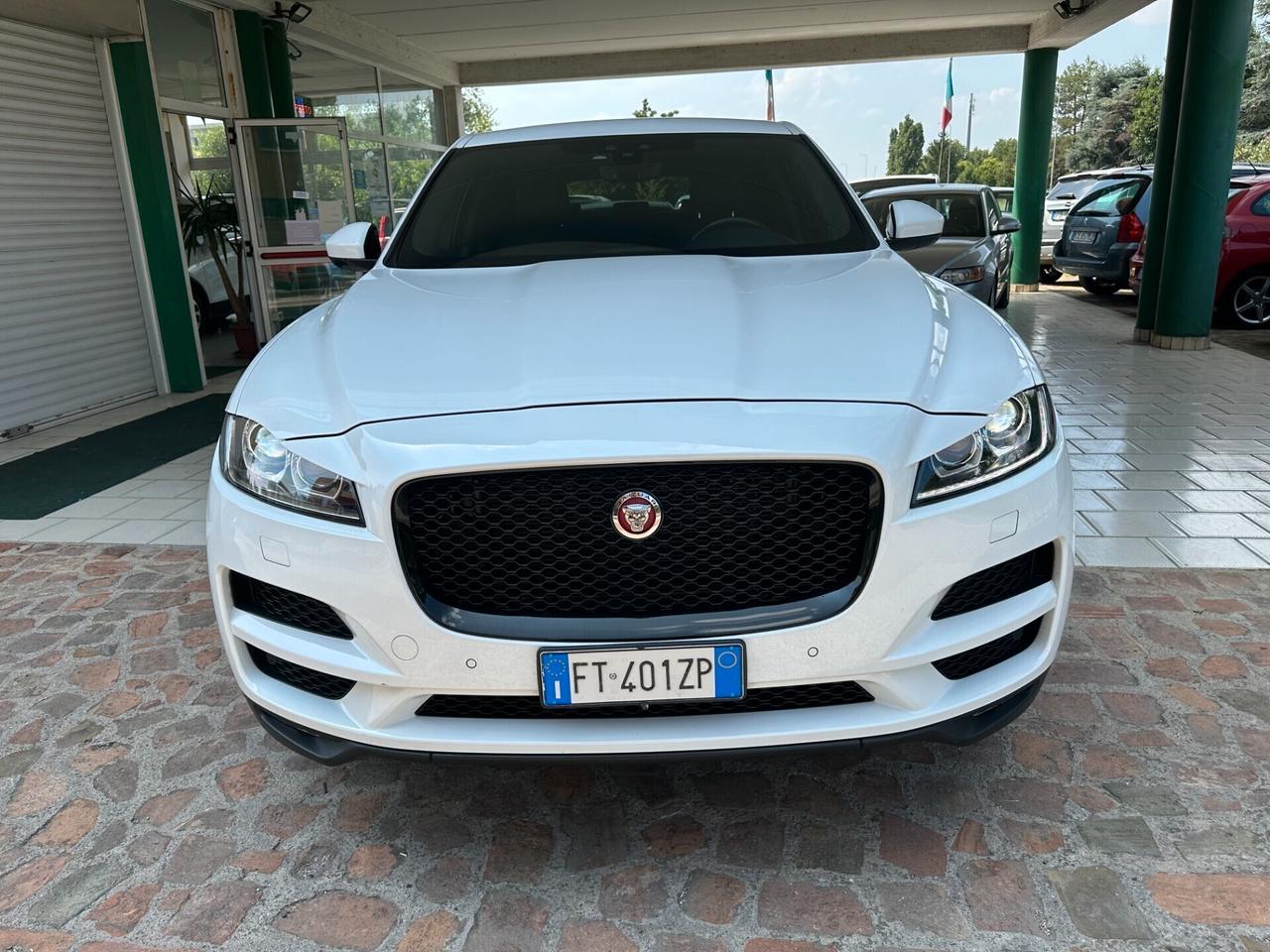 Jaguar F-Pace 2.0 D 180 CV AWD aut. Prestige