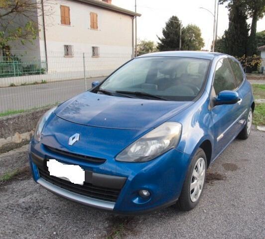 Renault Clio 1.2 16V 3 porte Confort NEOPATENTATI