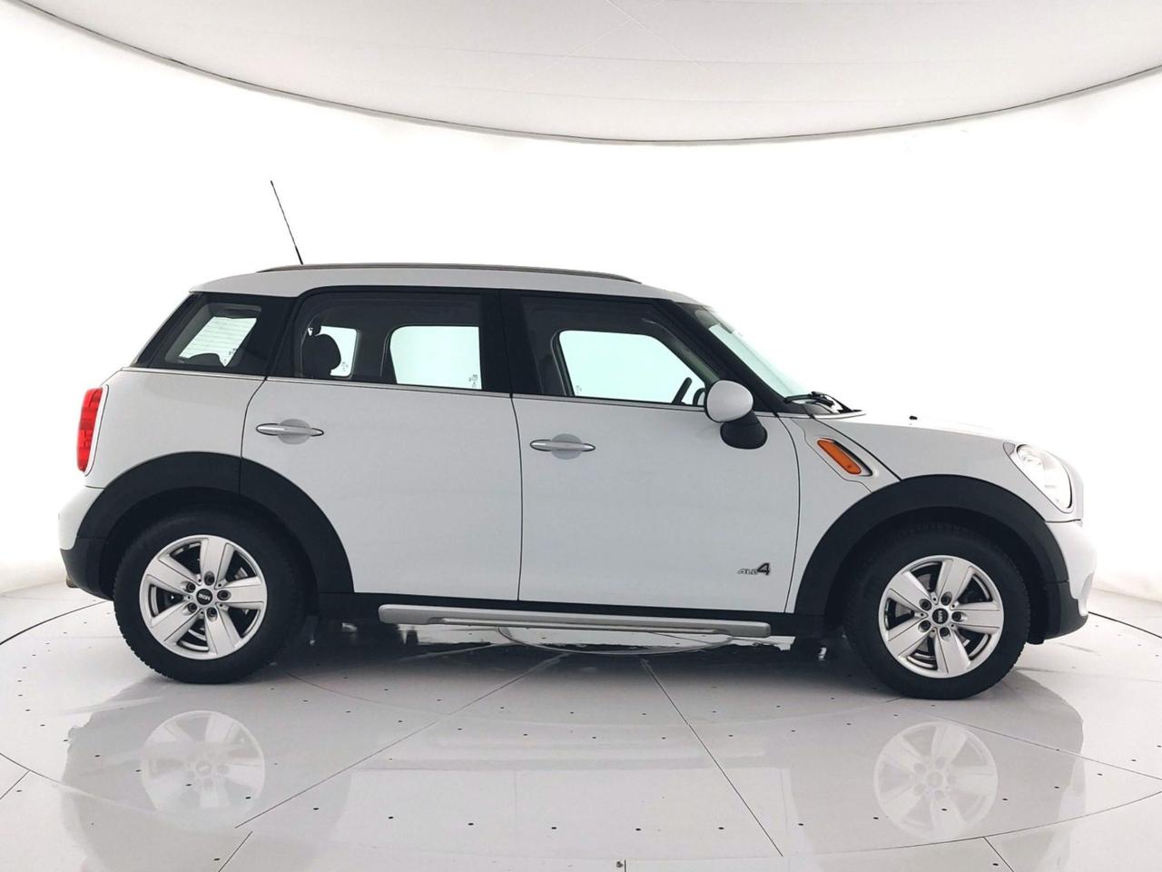 MINI Mini Countryman 2.0 Cooper D all4 Business auto E6 TETTO PANO APRIBILE+BLUETOOTH