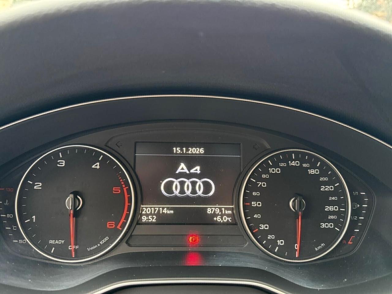 AUDI A4 2.0 TDI 122 CV BUSINESS UNIP ZERO ANTICIPO